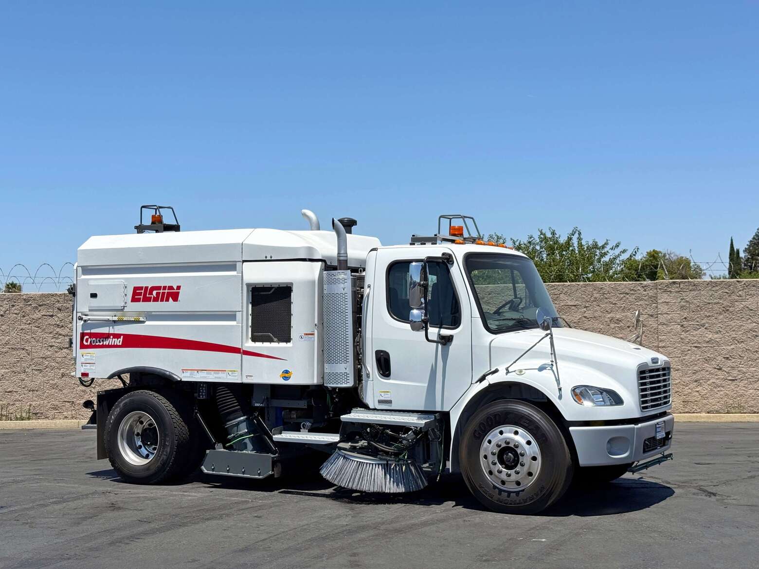 2012 Freightliner M2 Elgin Crosswind Air Sweeper