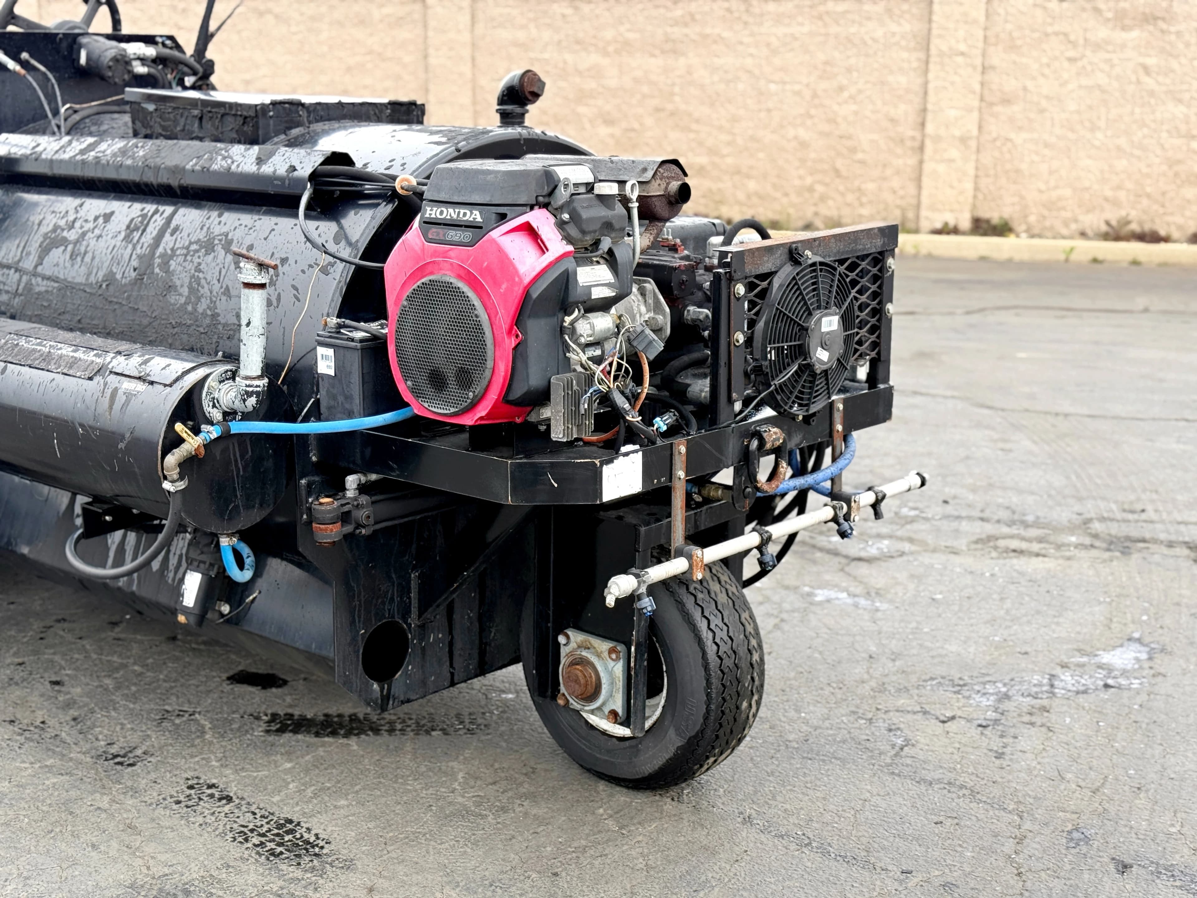 American Sealcoat MFG 400SQE Pavement Sealer