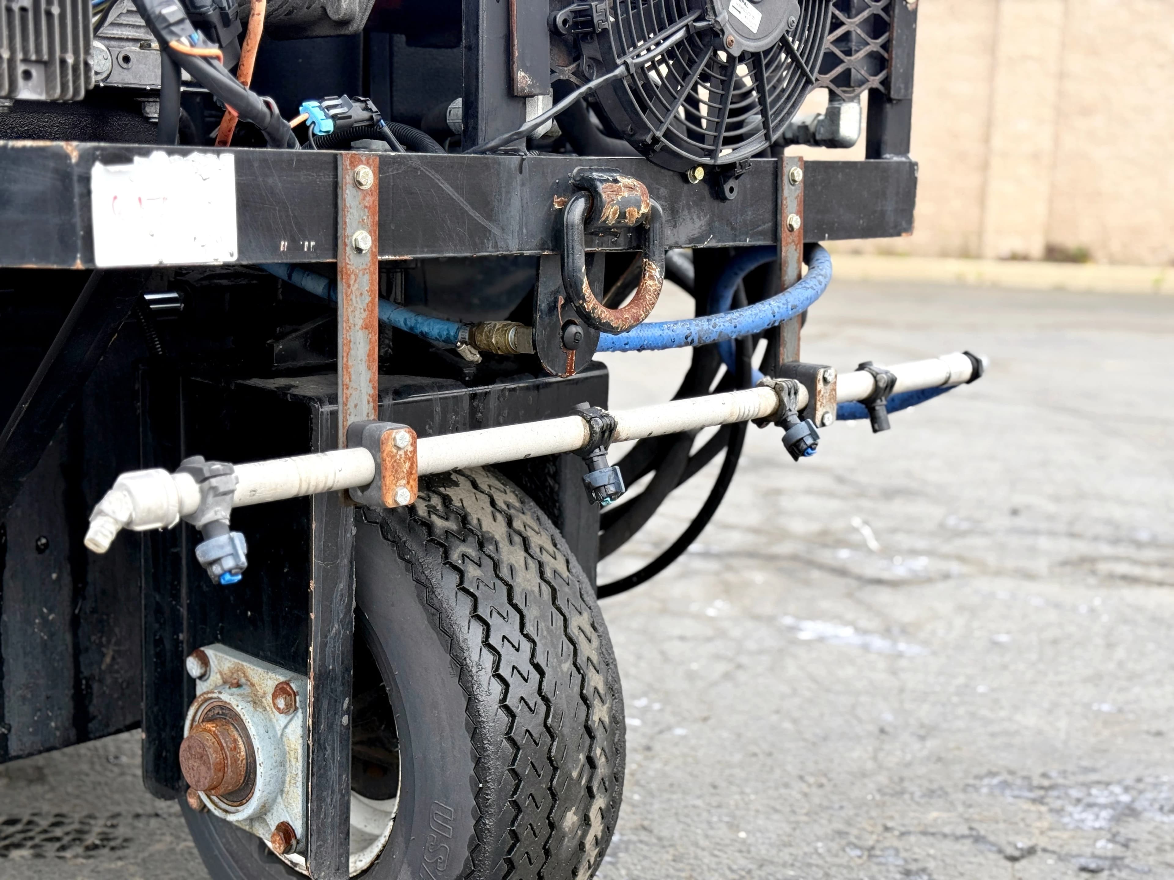 American Sealcoat MFG 400SQE Pavement Sealer