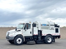 2006 International 4200 Tymco 500X Regenerative Air Street Sweeper