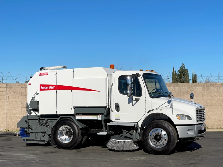 2006 Freightliner Elgin Broom Bear Mechanical Street Sweeper