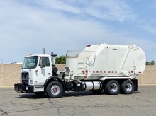 2008 Autocar Heil Rapid Rail 30 Yard Side Loader Garbage Truck