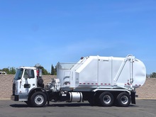 2008 Autocar Heil Rapid Rail 32 Yard Side Loader Garbage Truck