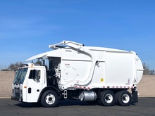 2008 Mack LEU New Way Mammoth Front Load Garbage Truck