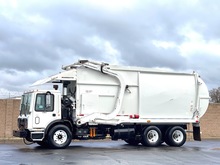 2010 Mack New Way Mammoth 40 YD Front Load Garbage Truck