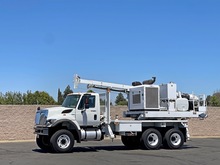 2010 International 7400 6x6 Altec HD35A-12 Pressure Digger Truck