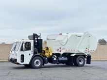 2016 CCC LET Heil Rapid Rail 22 YD Single Axle Side Loader