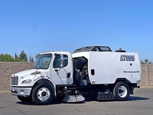 2011 Freightliner Schwarze A7000 Air Vacuum Street Sweeper