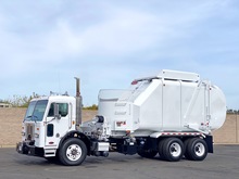 2011 Peterbilt Heil Rapid Rail 33 YD CNG ASL Garbage Truck