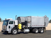 2015 Peterbilt DaDee Scorpion 36 Yard ASL Garbage Truck