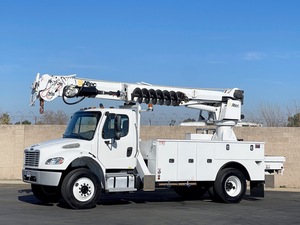 2017 Freightliner M2 4x4 Altec DC47-TR Digger Derrick