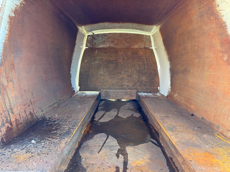 2022 Isuzu NRR New Way 8 Yard Rear Loader