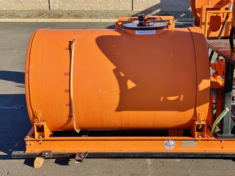 2012 Duran Wayland Water Sprayer 300 Gal Tank Skid Mount