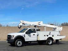 2018 Ford F550 Altec AT40G Articulating & Telescopic Bucket Truck