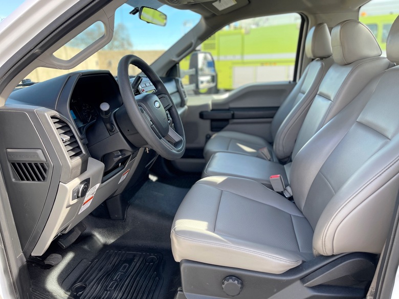 2018 Ford F550 Altec AT40G Articulating & Telescopic Bucket Truck